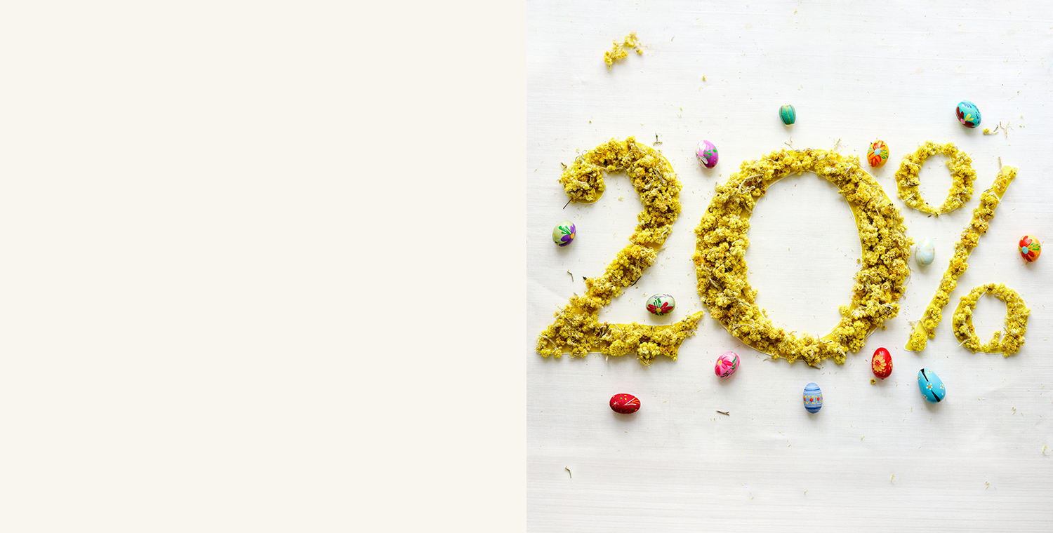 Zweiteiliges Bild, in der Hälfte geteilt. Links beige-Fläche und rechts gelbe zwanzig Prozent mit mehreren bunten Ostereiern um die Zahl und Prozentzeichen.